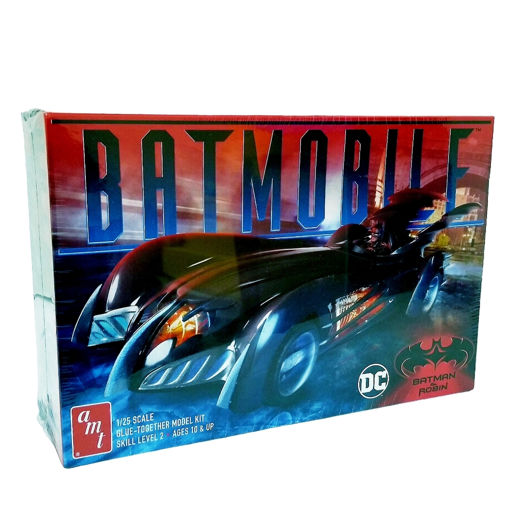 Batmobile Batman & Robin (1997) Movie 1/25 Scale Model Skill Level 2 by AMT New
